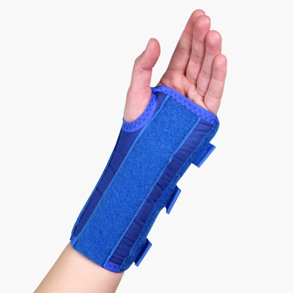 Paediatric D Ring Extended Wrist Brace Blue 1600 x 1600 f8f8f8 1