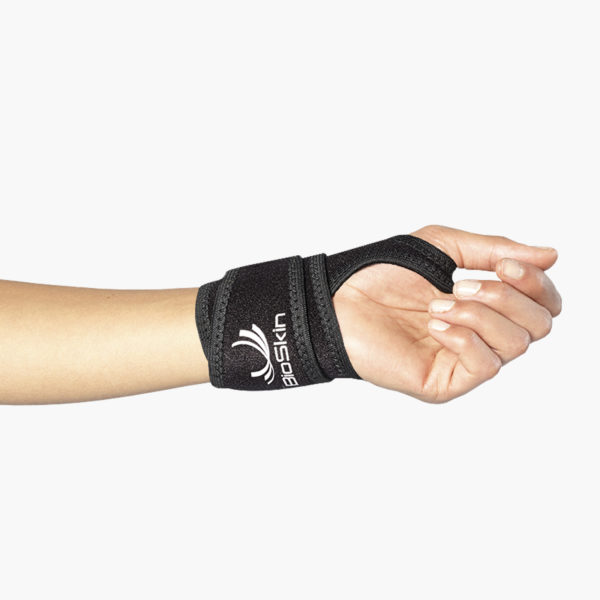 Boomerang Wrist Wrap - BioSkin | Boomerang,CMC Joint,Carpometacarpal,Universal,Osteoarthritis