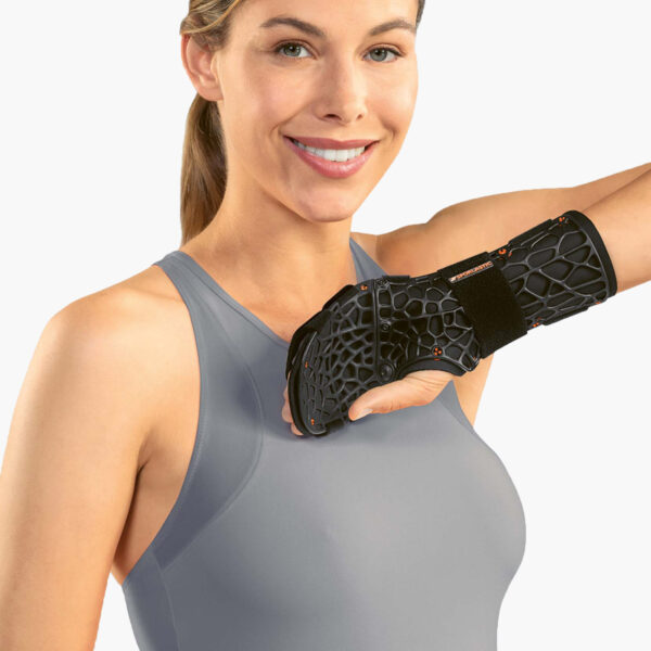 Manu-Cast Organic D Wrist Brace - Sporlastic | wrist brace,finger fixation,stability