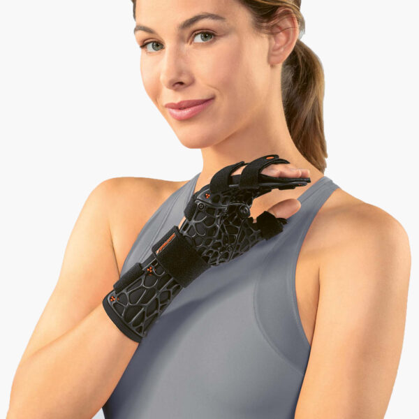 Manu-Cast Organic DP Wrist Brace - Sporlastic | wrist brace,finger fixation,stability